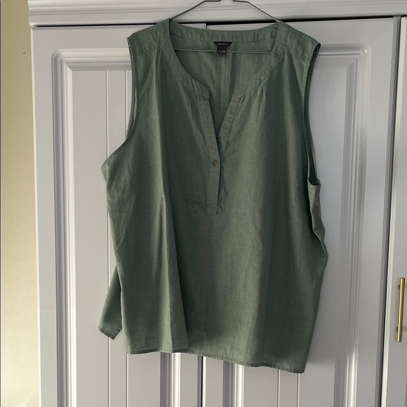 Eddie Bauer Sage Green Tank Top - Picture 1 of 4